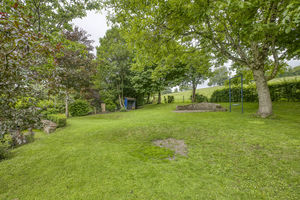 Photo 33- click for photo gallery